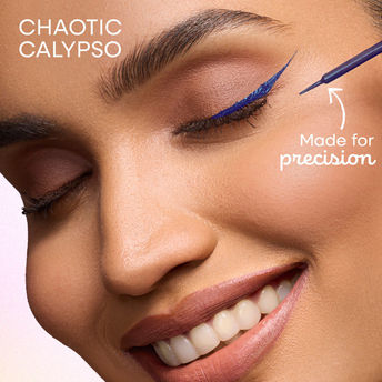 Nykaa GLAMOReyes Waterproof & Smudgeproof Coloured Liquid Eyeliner - 02 Chaotic Calypso (Blue)|5 ml|MRP 349