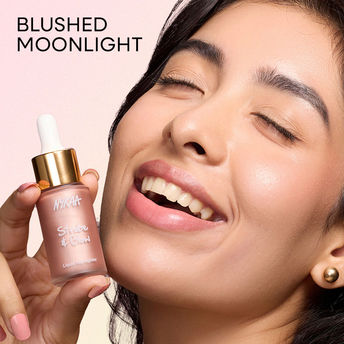 Nykaa Strobe & Glow Liquid Cream Highlighter - Blushed Moonlight|20 ml|MRP 725